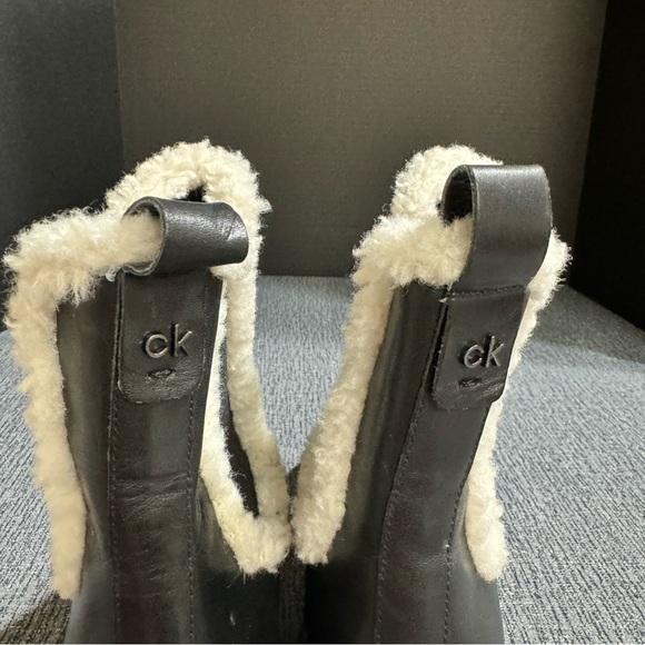Calvin Klein Women’s Anissa Lug Sole Block Heel Cozy Faux Fur Chelsea Booties - Picture 9 of 16